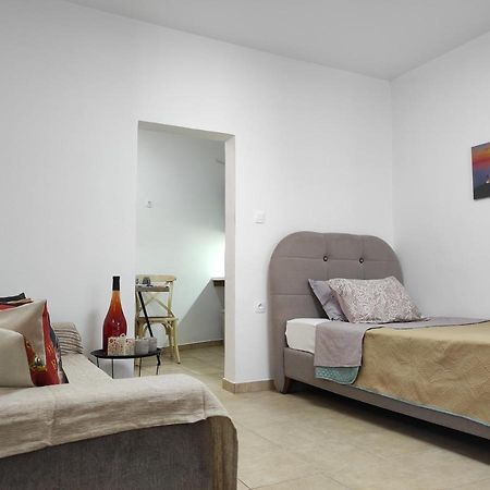 Secret Stories Studio Apartment Ираклио Екстериор снимка